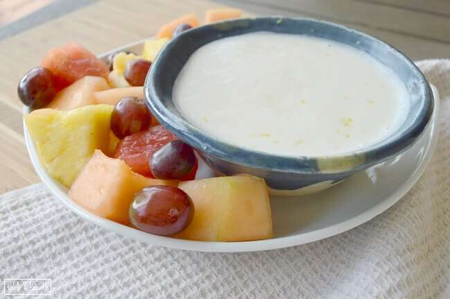 Yum! Easy and delicious Lemon Creme Fraiche fruit dip.