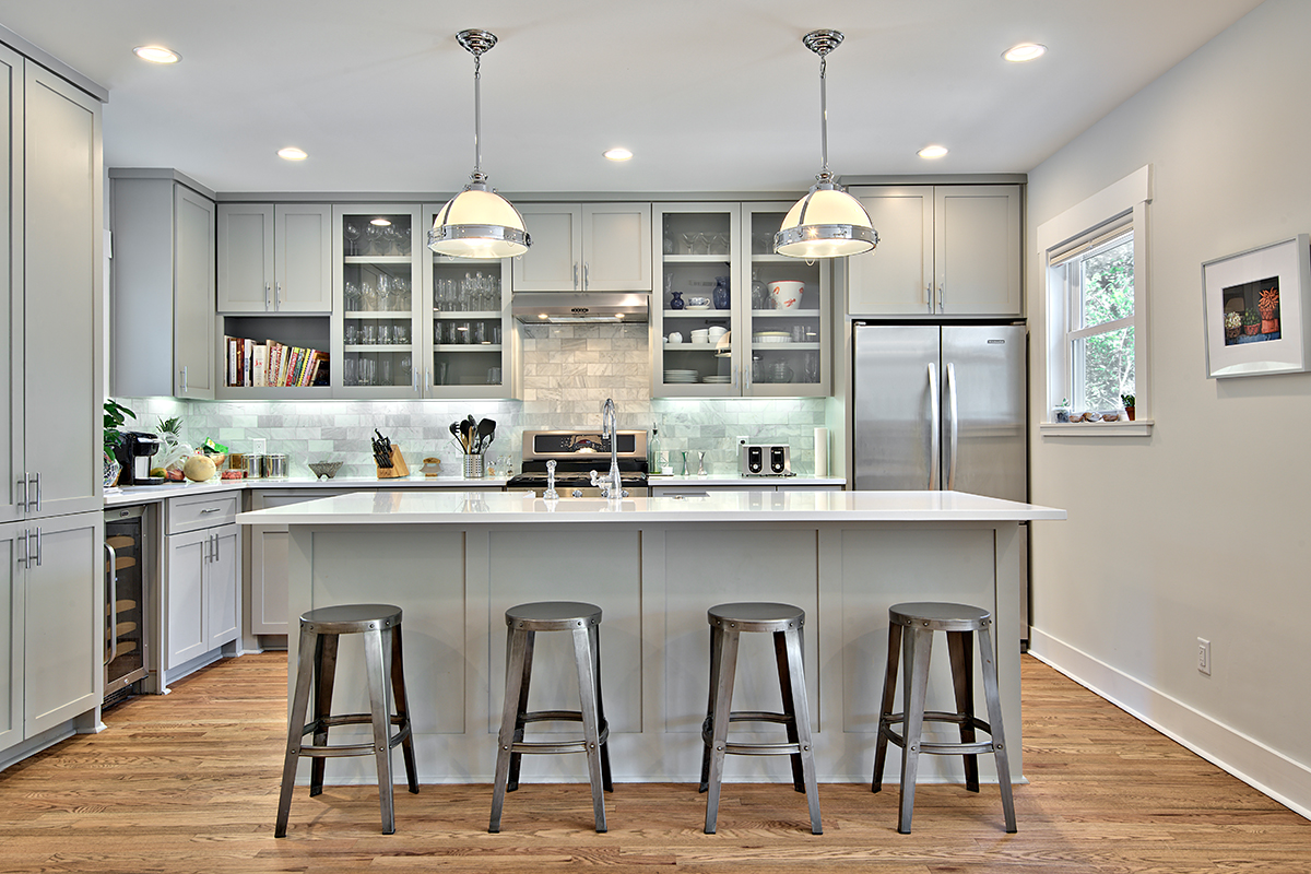 12 Gorgeous And Bright Light Gray Kitchens Table And Hearth