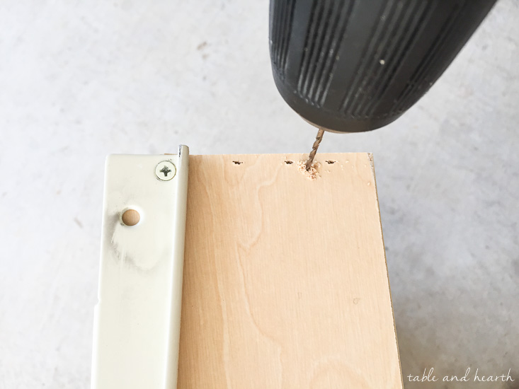 How to Fix Broken Drawer Fronts - An easy and strong way to fix those cracked or broken drawer fronts!