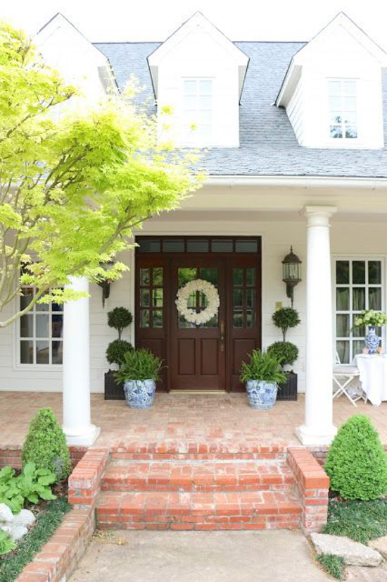 20 BEAUTIFUL Farmhouse Stained Wood Doors